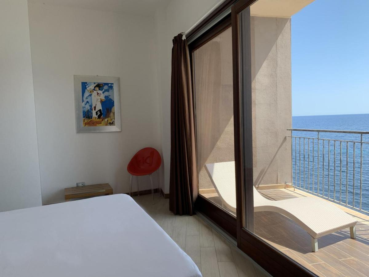 Nuraghe Apartments Teulada Eksteriør billede